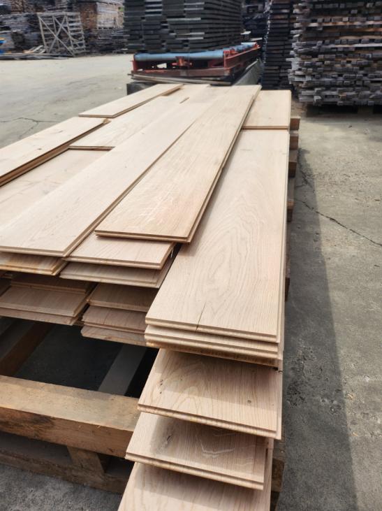 mix-kwaliteit massieve eiken planken  130mm breed 15mm dik