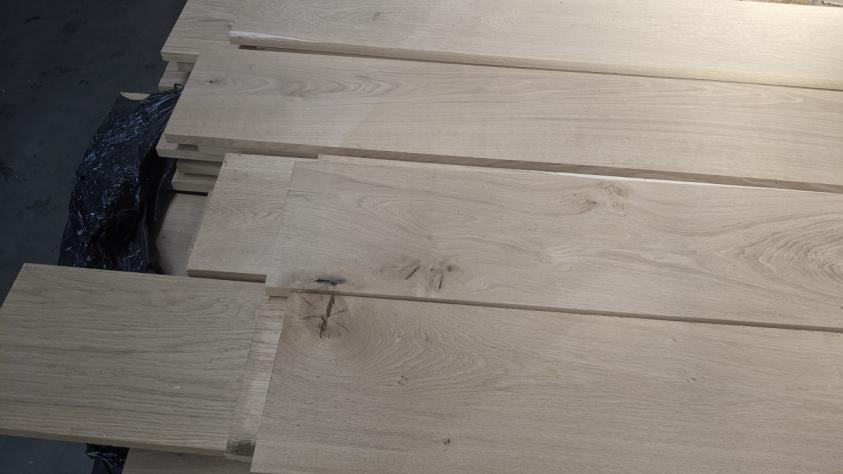 Eiken vierkant geschaafde planken