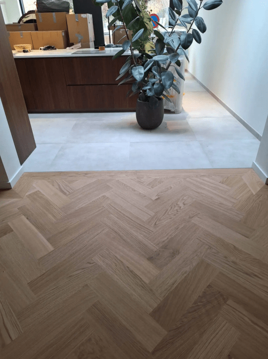 Massieve eiken visgraat parket – D-klasse